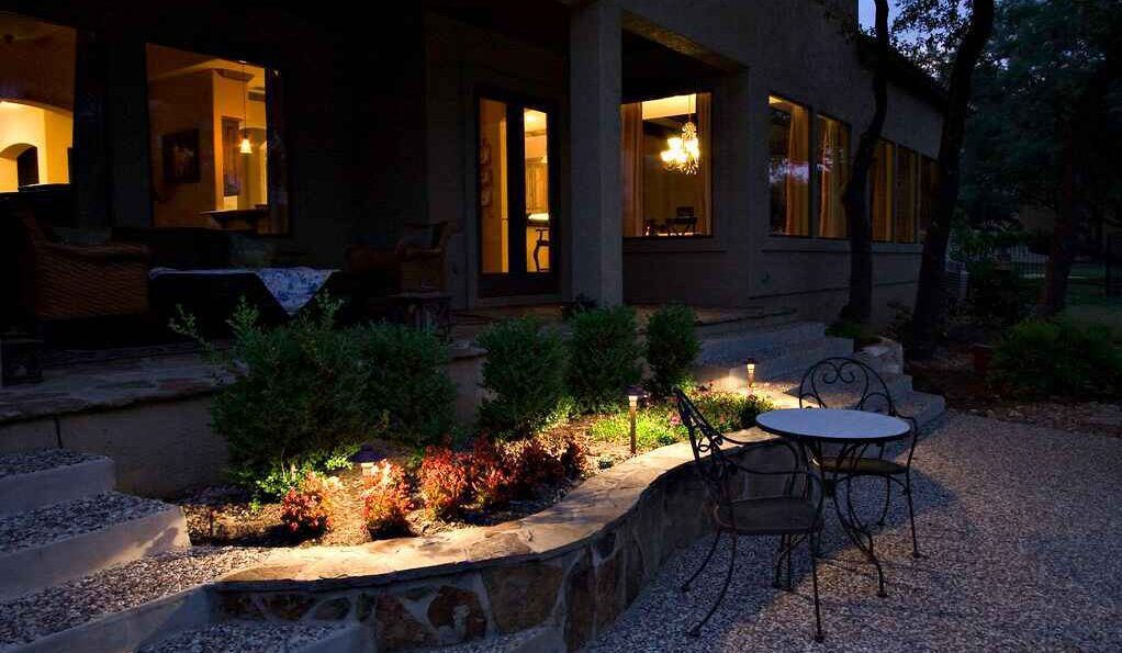 Garden and Flower Bed Lights