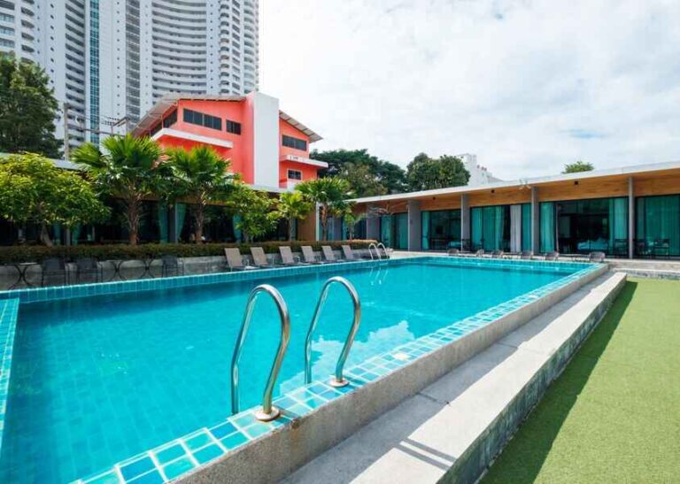 swimming pool companies in dubai