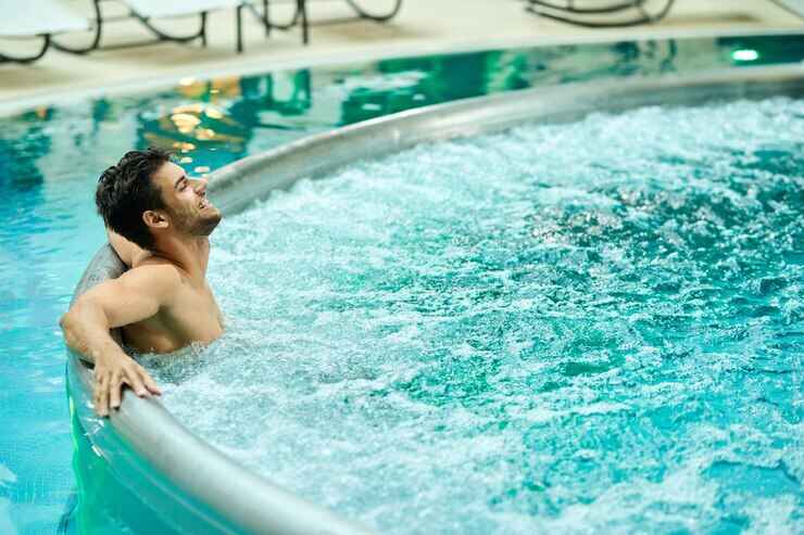 Plunge pool Dubai