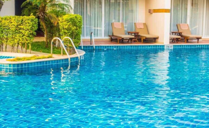 swimming pool contractors in uae